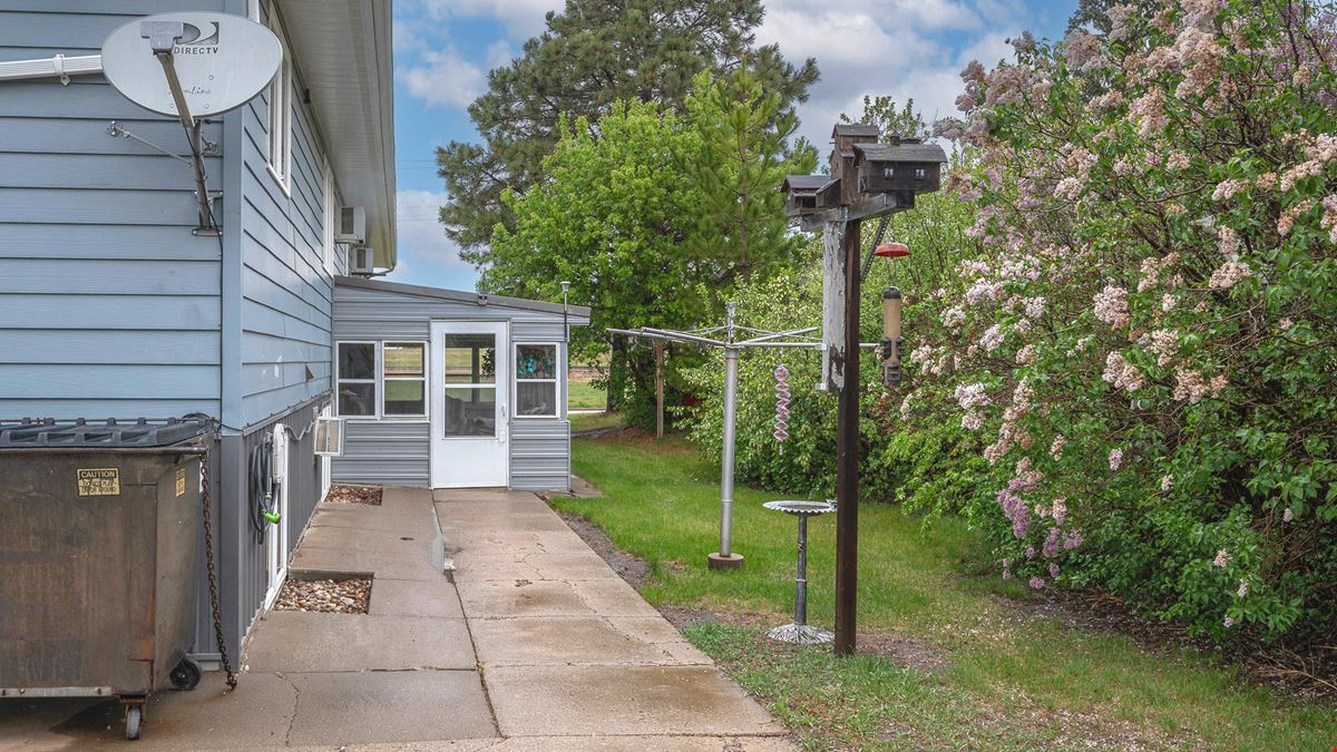 203 & 204 S 8th Street