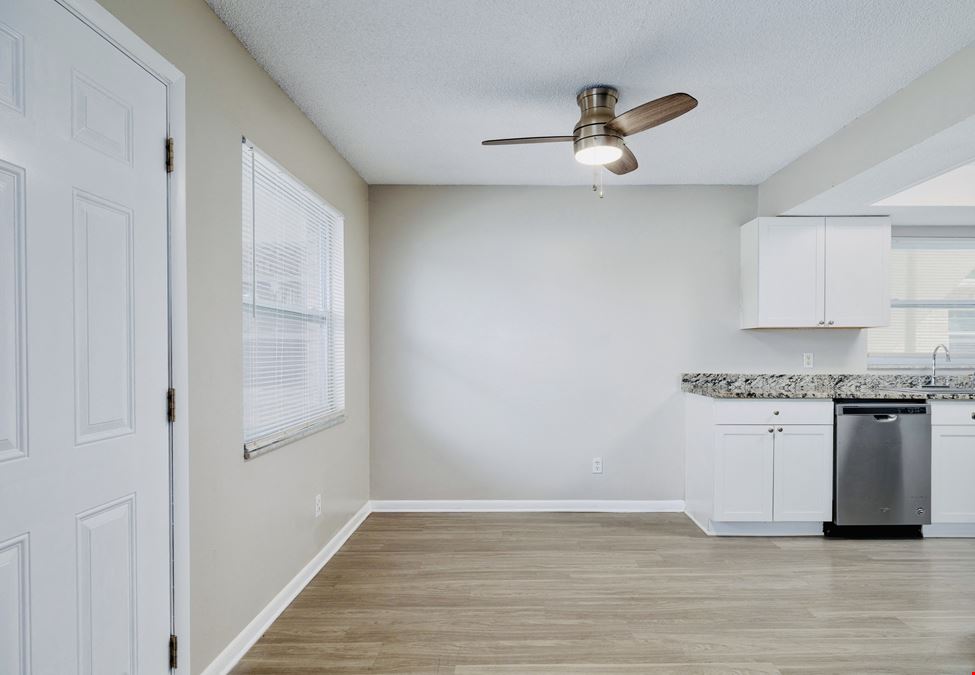 THE WILDWOOD APARTMENTS IN DOWNTOWN CLEARWATER (18-UNITS) FOR SALE!