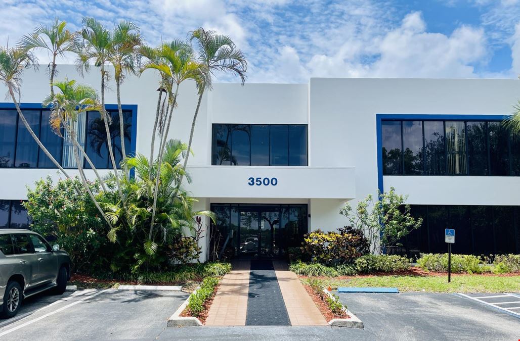 3500 Gateway Dr