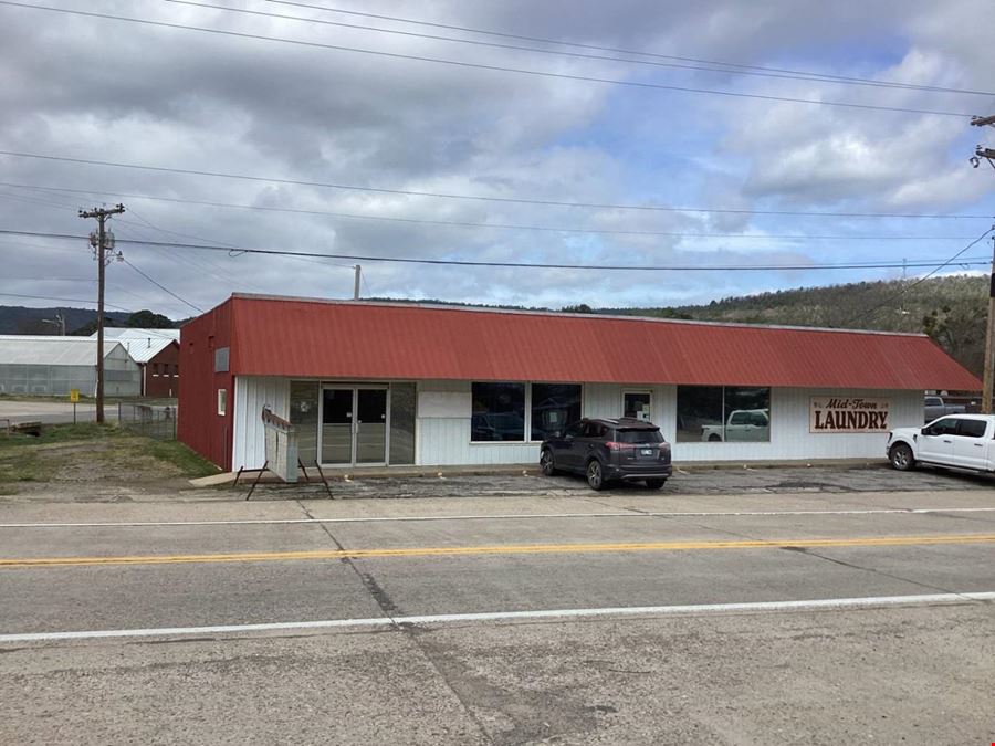 416  Lawson Blvd