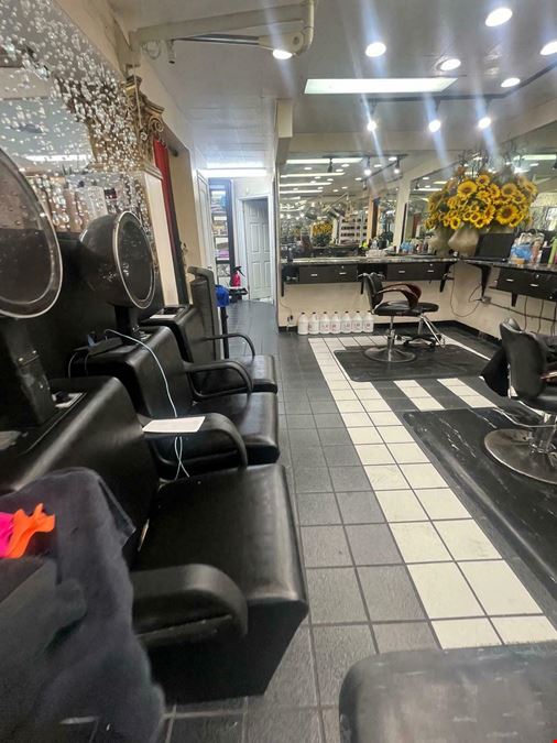 Hair Salon at 6427 Horsepen Road- Sale-Leaseback