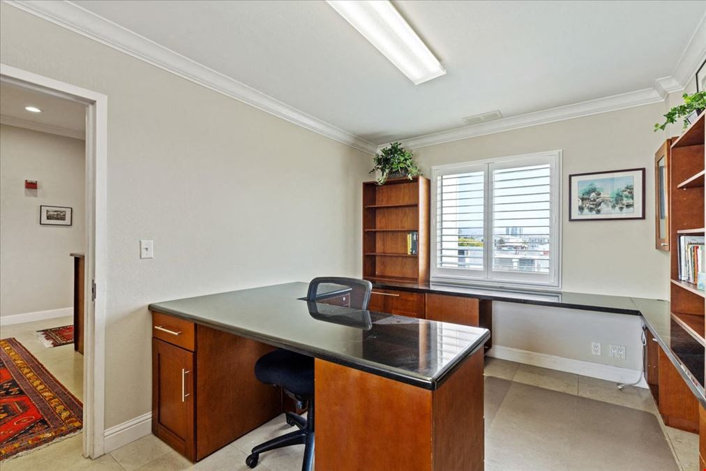 212 9th St