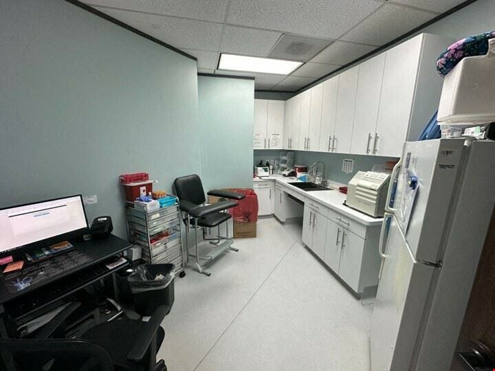 Crosspointe Medical Center