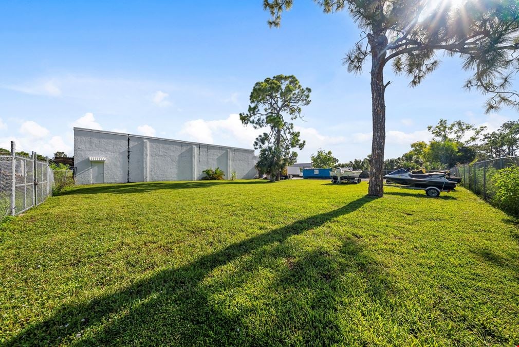9,900 SF Industrial Warehouse Facility