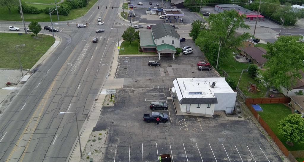 105 N Parkway Dr