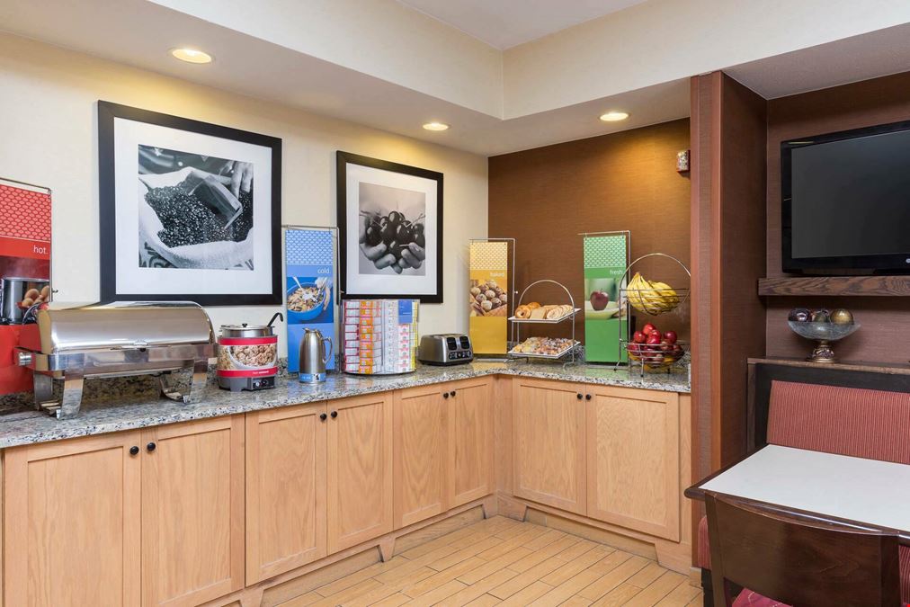 Hampton Inn Lubbock-Converting to Spark by Hilton