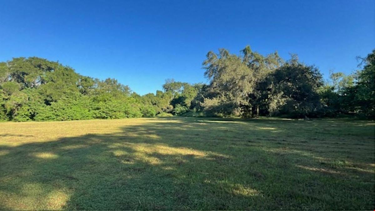 4806 N. Falkenburg Road :: 2.87 Acres :: Development Site
