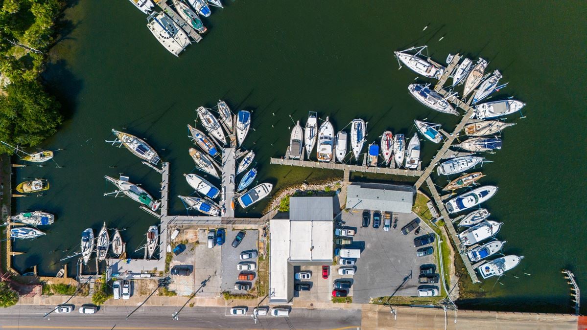 Bristol Harbor Marina