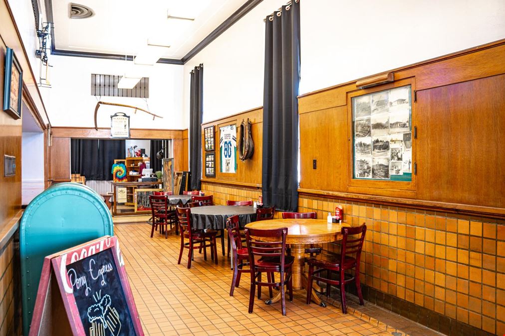 The Pony Express Bar and Grill