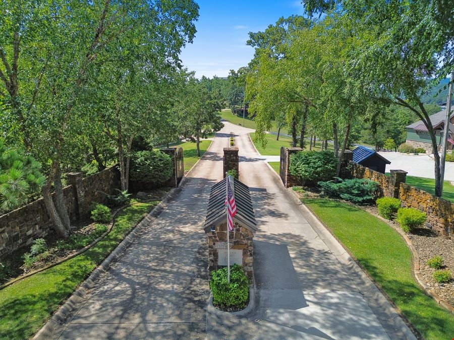 Ozark Dr