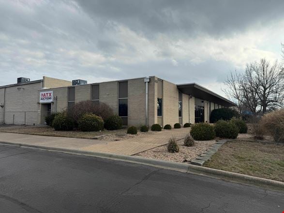Preview of Industrial space for Sale at 424 North Cedarbrook Avenue