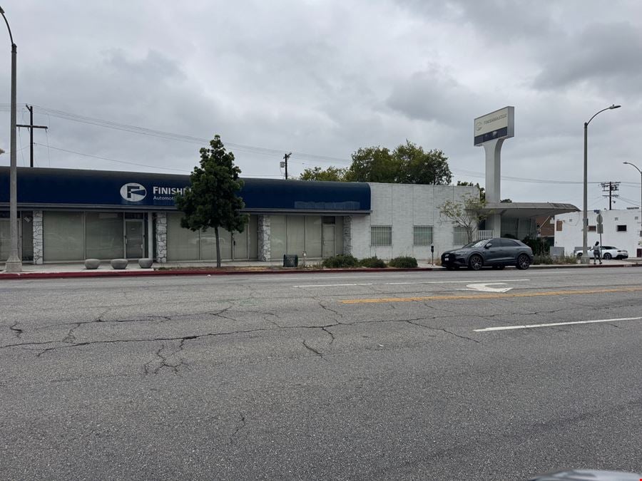 5470 Pico Boulevard