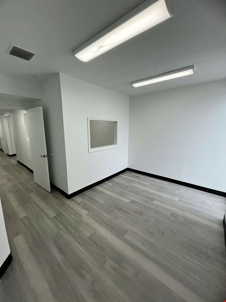 Preview of commercial space at 2856 E Oakland Park Blvd