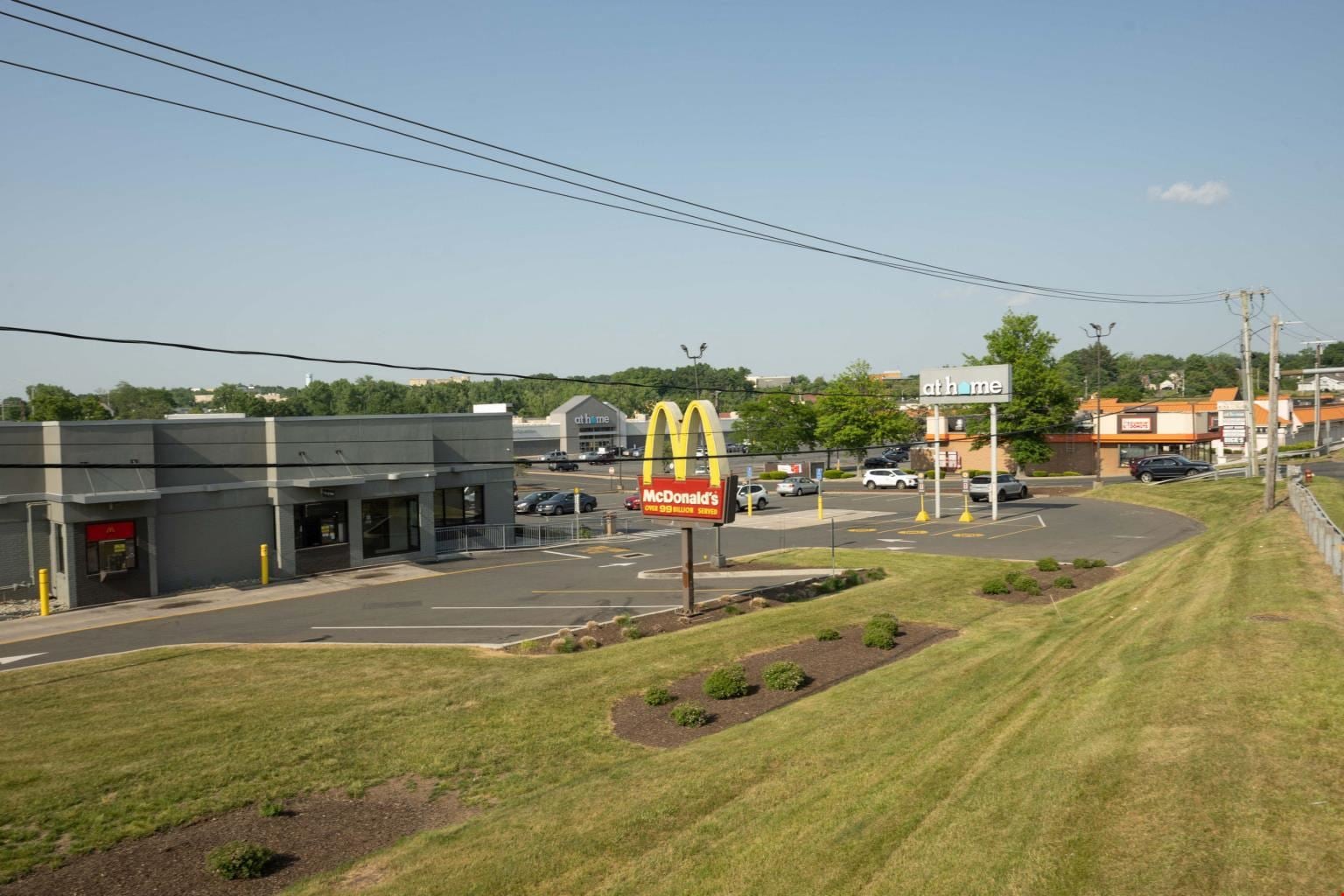 The Plaza at Burr Corners