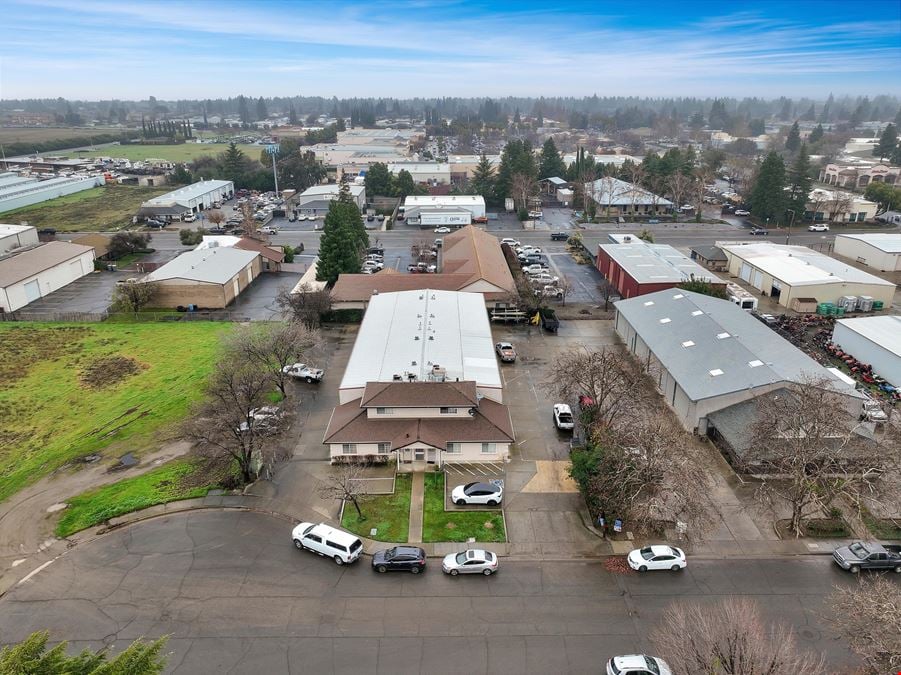 1633 Starr Dr