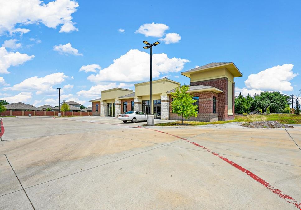 Office/Retail for Sale in Forney, TX