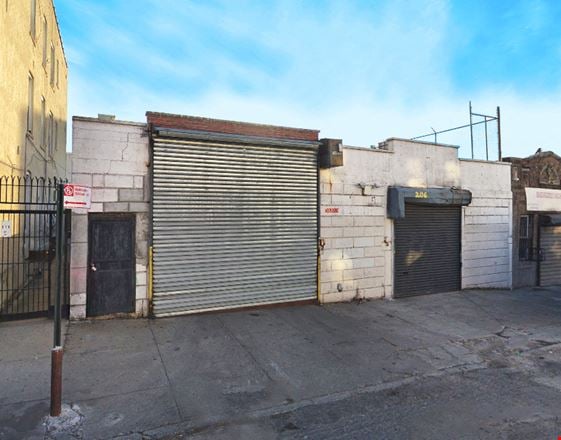 Preview of Industrial space for Rent at 206 20th Street