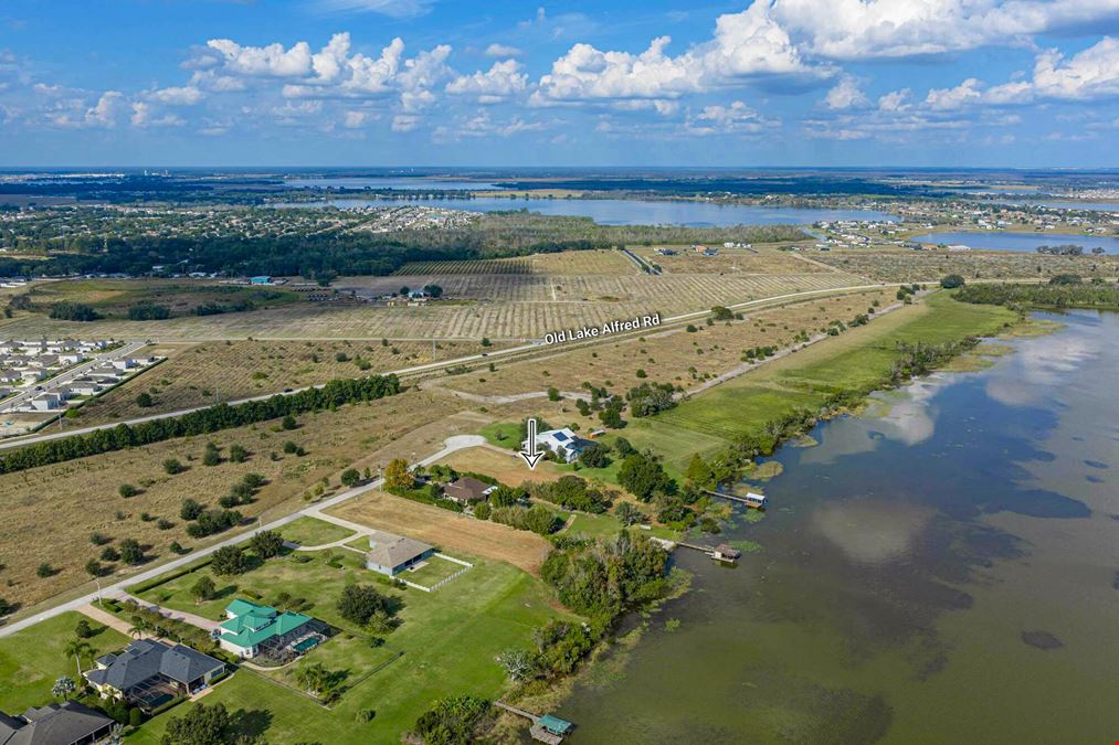 Stunning 1.25 AC Lot on Lake Mariana