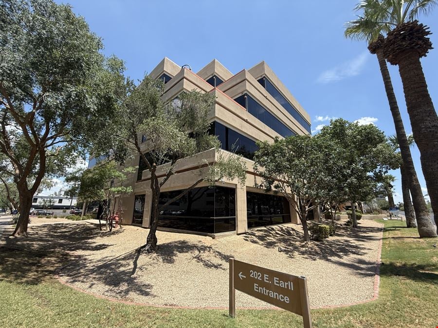 Earll Professional Plaza