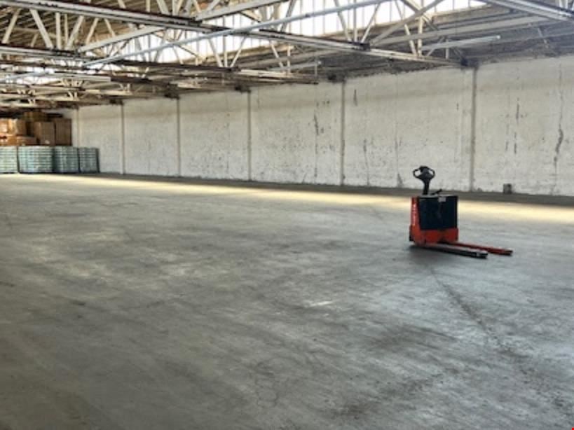 Vernon Warehouse for Lease #1777 | 3000 - 20,000SF