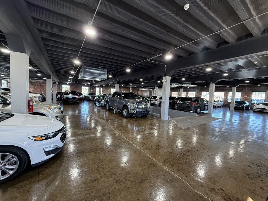 Franklin Street Showroom Opportunity