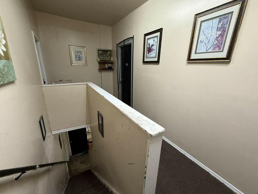 Lenox Point Apartments