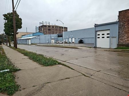 Preview of Industrial space for Rent at 707-721 & 737-809 W Cleveland Ave