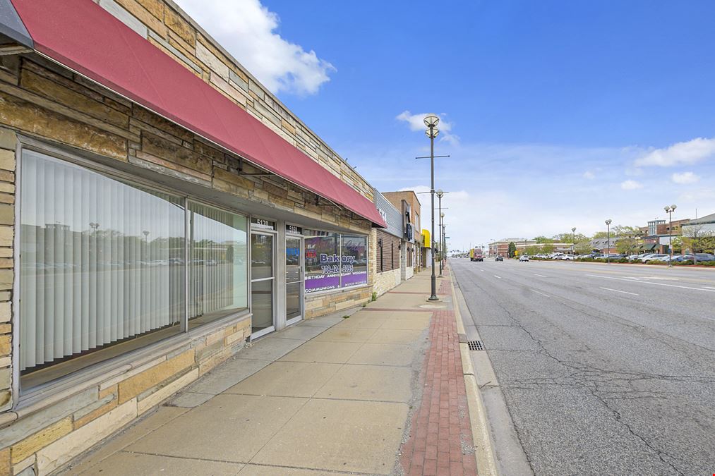 Downtown Oak Lawn Multi-Tenant Retail (3,734 SF – 3 Stores)