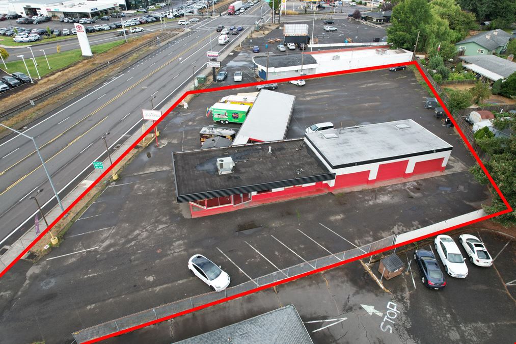 Rare Retail/Automotive Opportunity