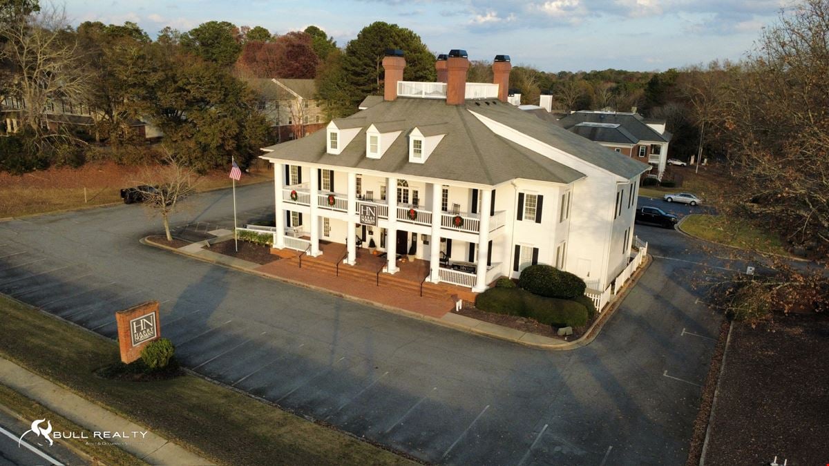 Freestanding Office with Retail Exposure | Sale or Lease | ±12,286 SF | Johnson Ferry Rd | East Cobb County