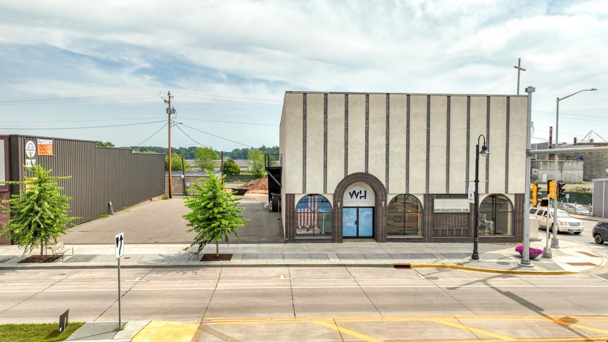1 N Main St