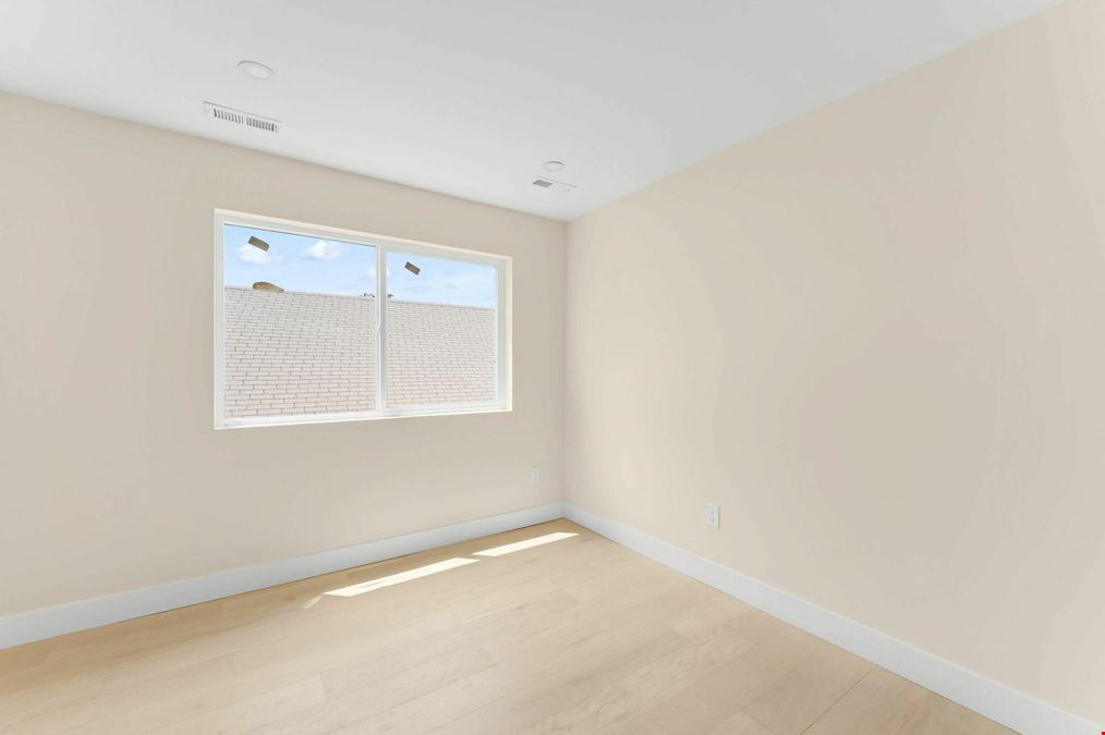 35th & Lawrence Townhome Portfolio