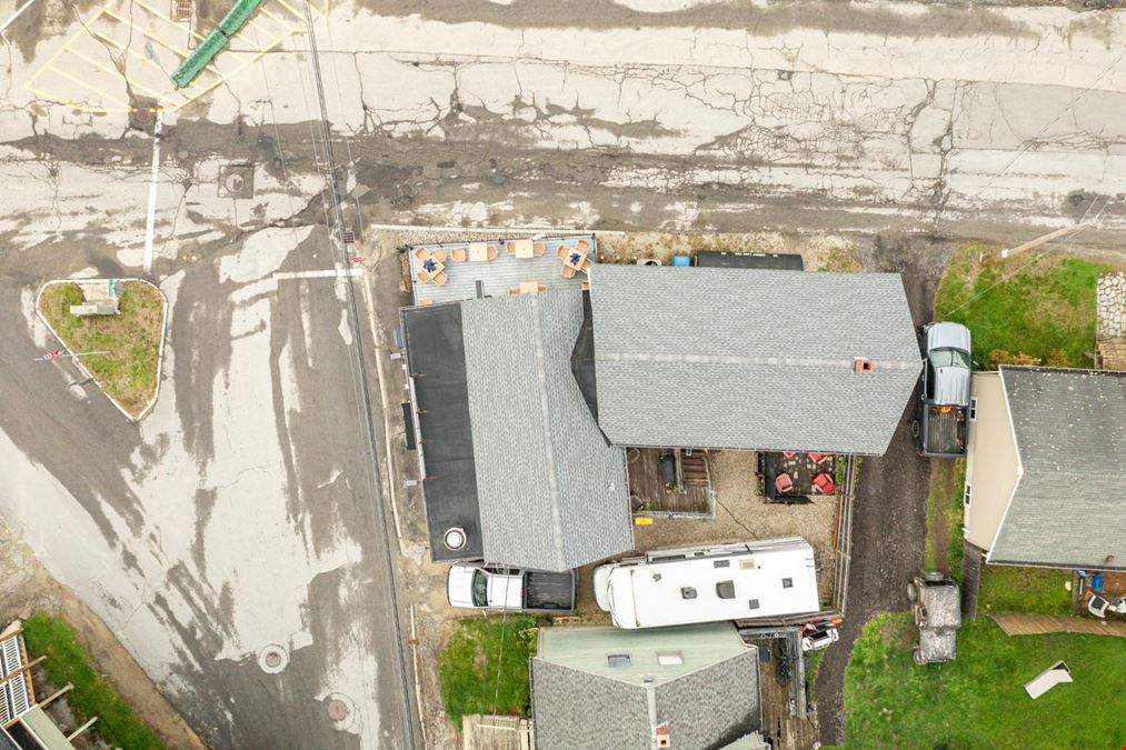 65 Henry Law Ave