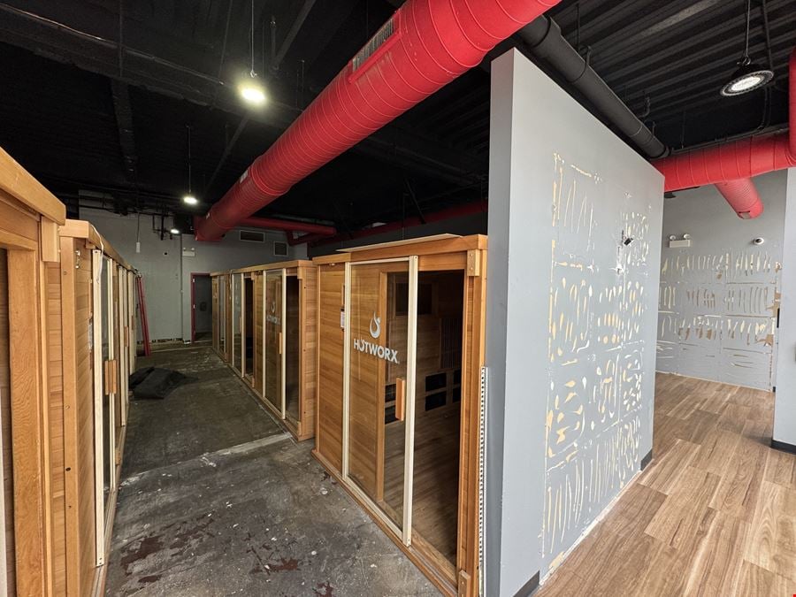 Retail Space For Lease at the Base of 176-unit Apartment Building in Lincoln Park