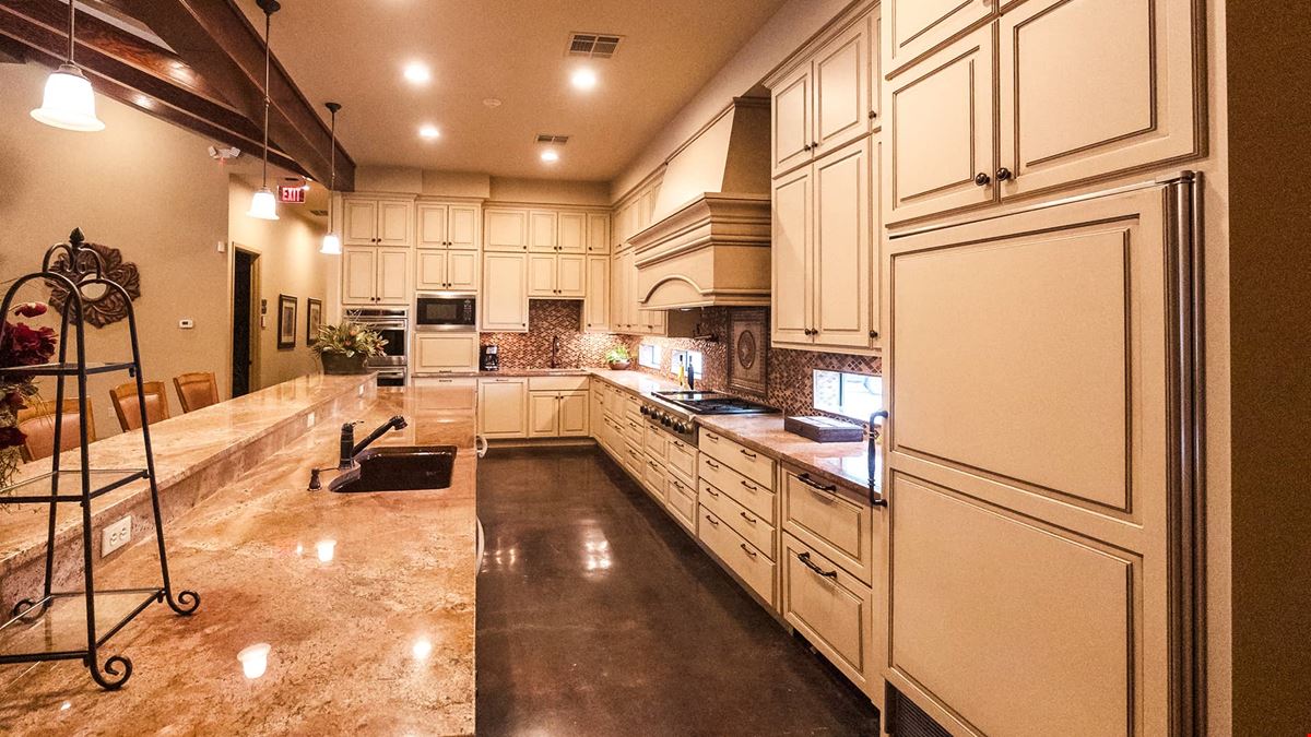 2511 Lakeline Blvd