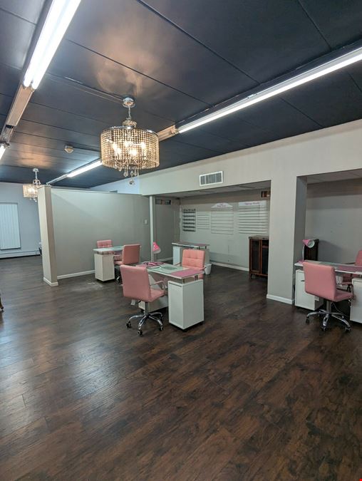 Union Professional Building | Mixed Use Retail or Office Opportunity