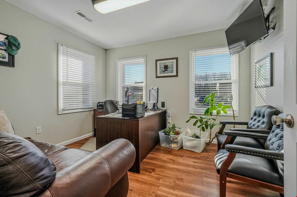 10 Mill Park Ct, Newark, DE