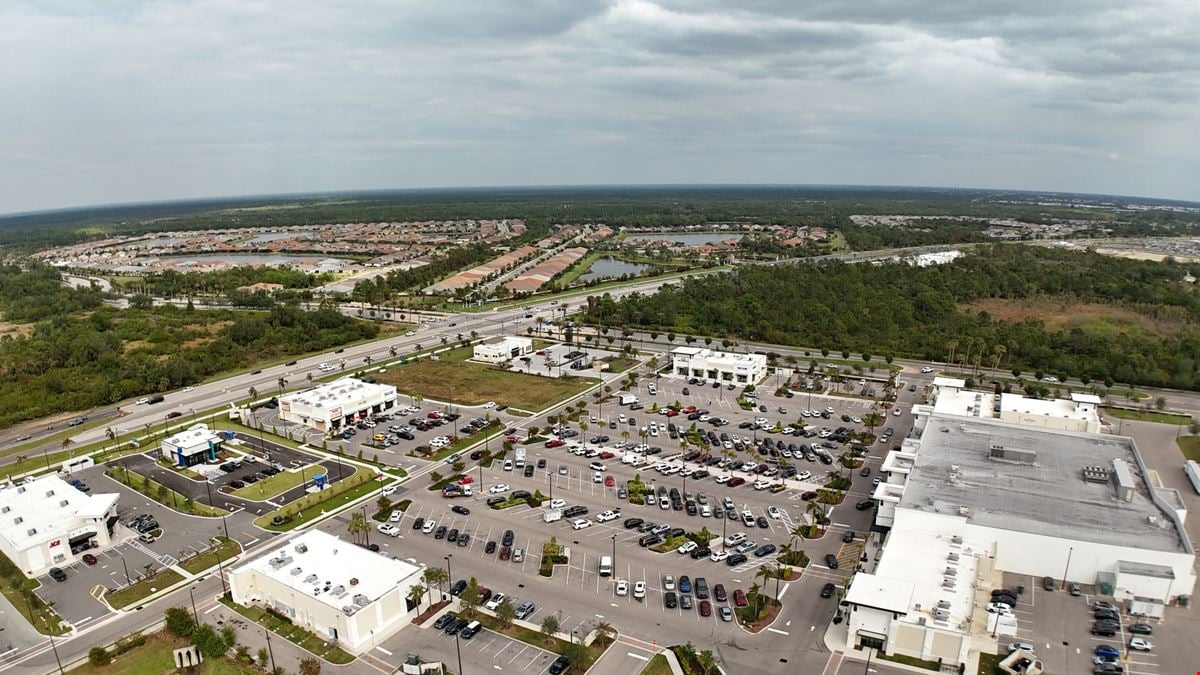 Prime Retail Outparcel in Wellen Park