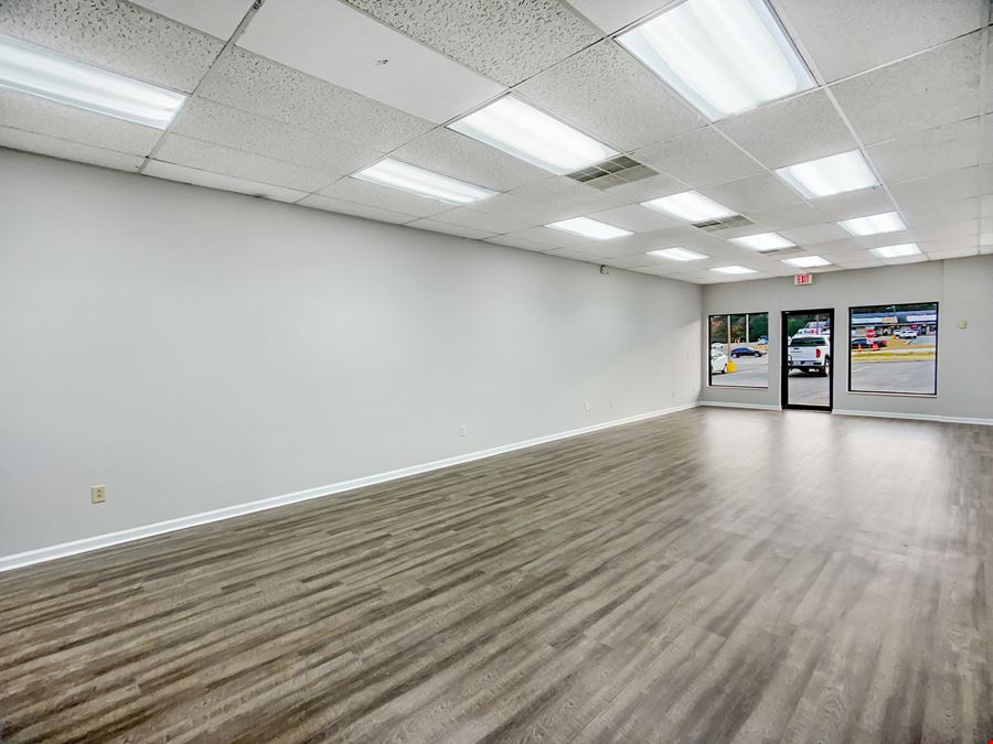 742 Vestavia Plaza