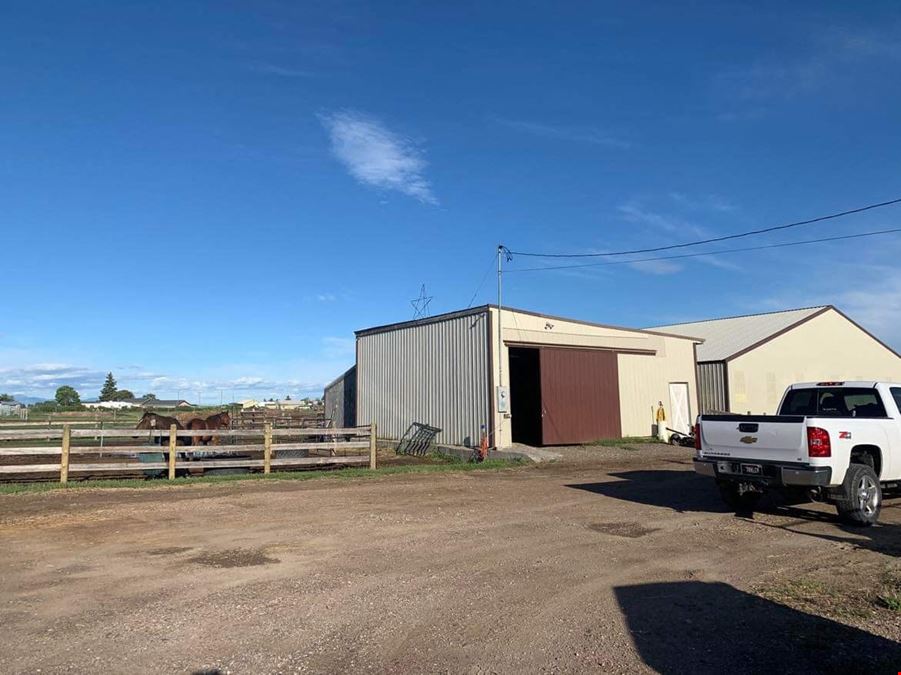 Trickle Creek Stables - Horse Boarding Facility