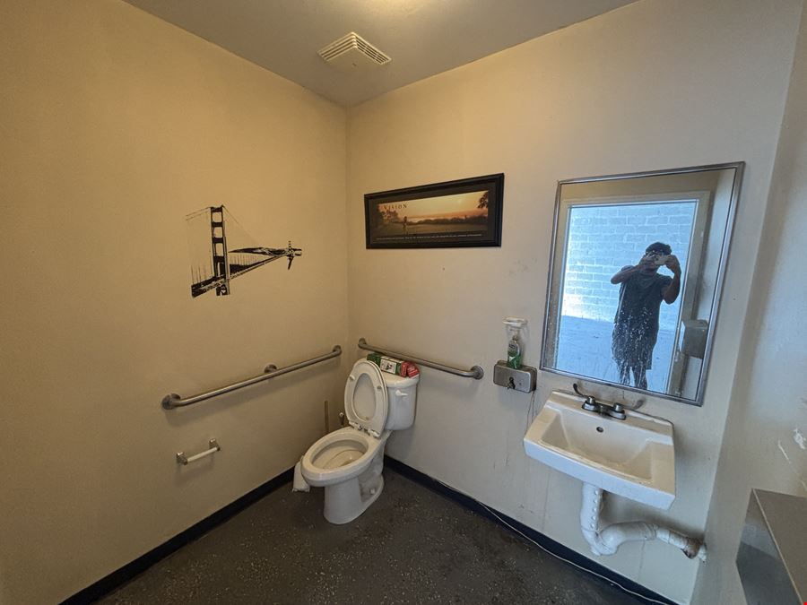 19101 SW 108th Ave - Southland Commerce Center 