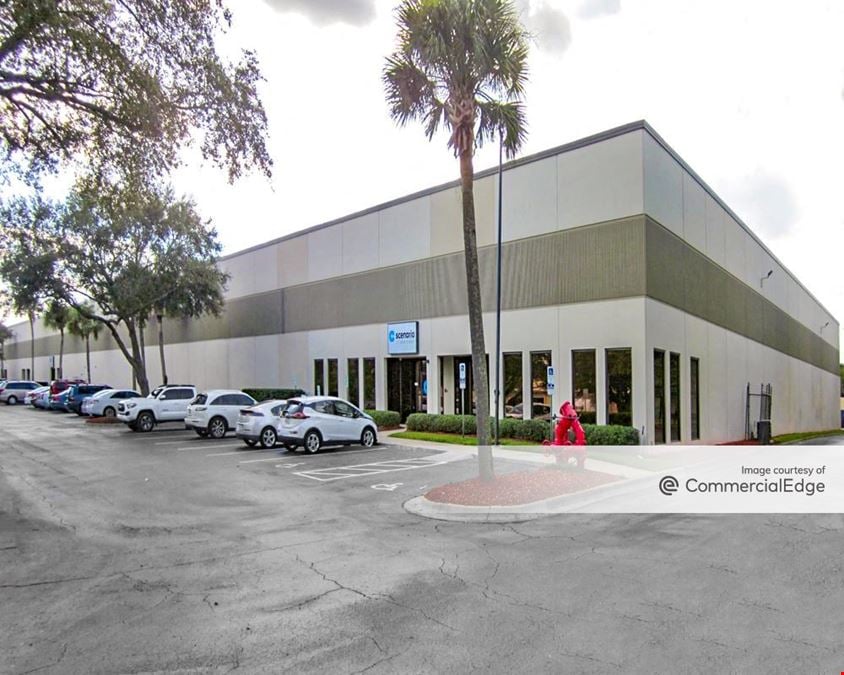 Crownpointe Commerce Park - 7600 Kingspointe Pkwy