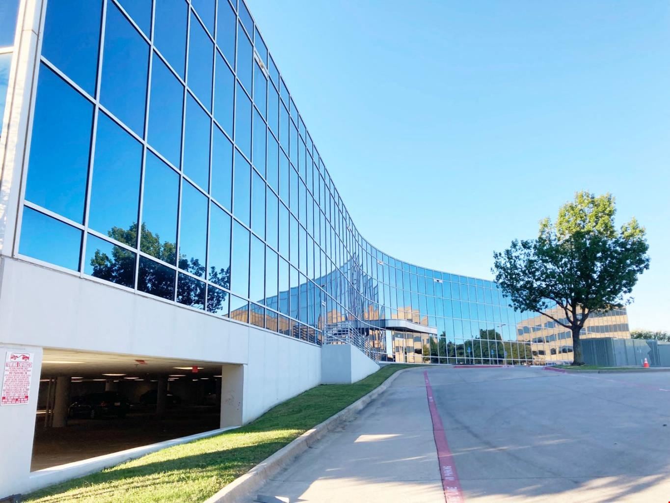 Corporate Pointe