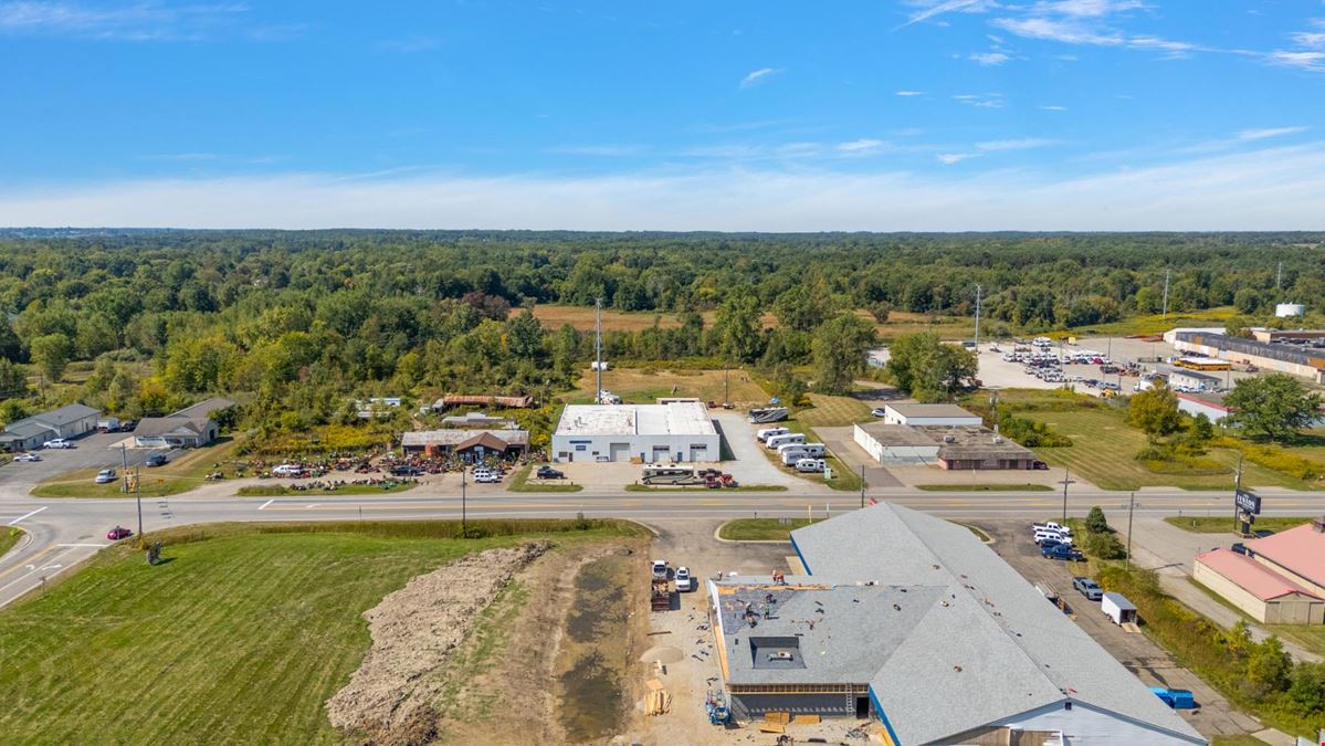 2025 N Lapeer Rd