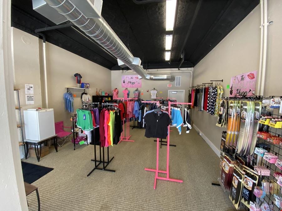 1821-1823 2nd Ave