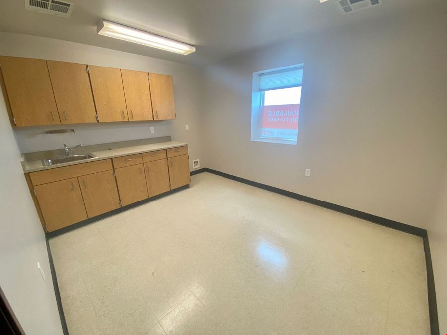 ±6,000 SF Industrial Flex Investment Opportunity on 1.05±AC