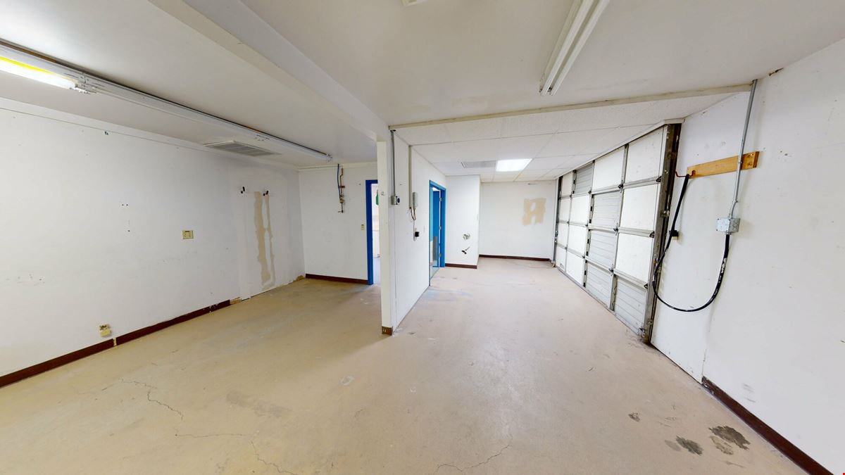 310 Ice Pond Road, Building 4