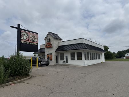 Preview of Retail space for Rent at 10834 Hamilton Ave