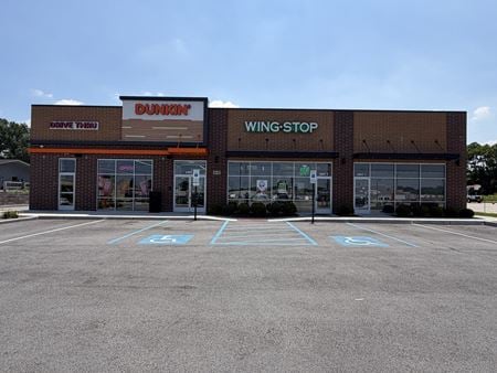 Preview of Retail space for Rent at 648 Joliet St