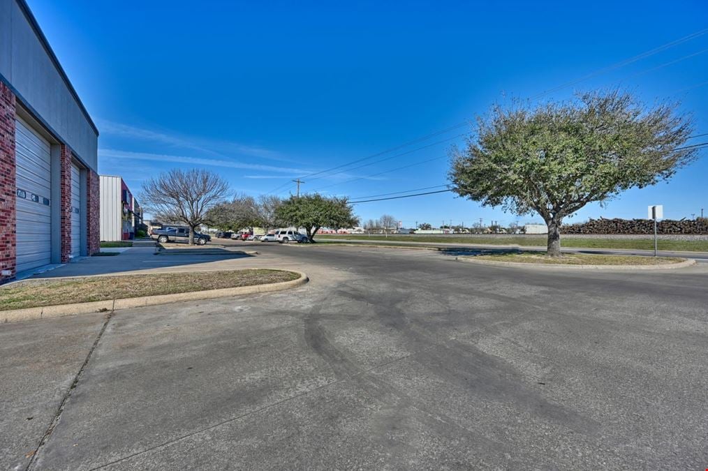 1140 Finfeather Road